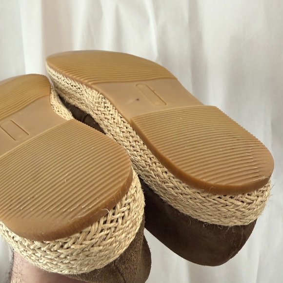 Paul Stuart brown dark olive suede slip ons - Picture 11 of 11